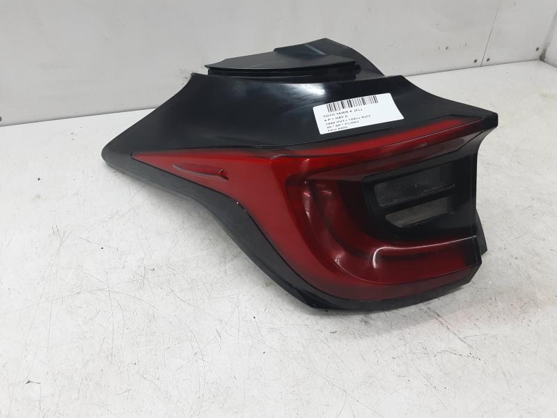 FEU ARRIERE GAUCHE Toyota YARIS (6) 2/20+