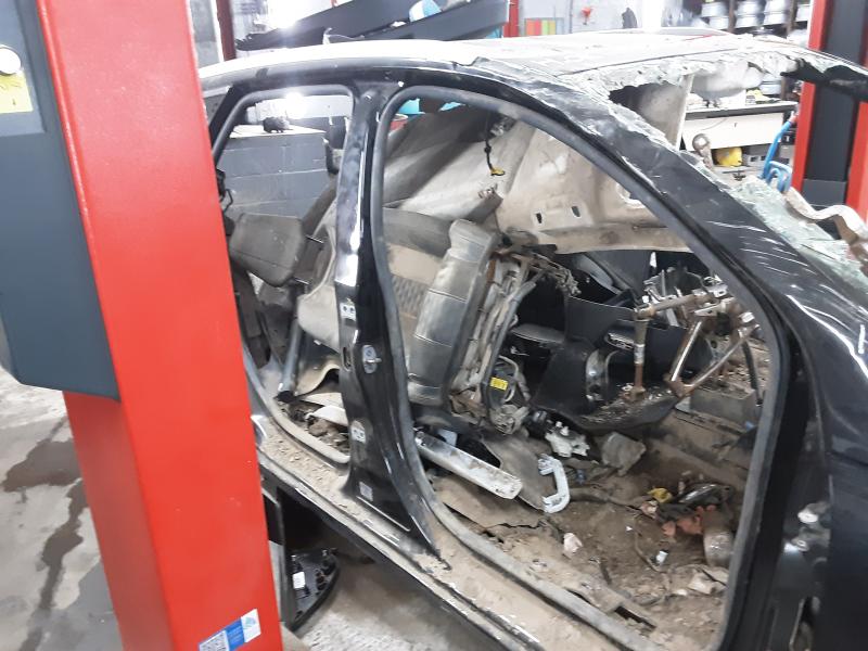 MONTANT DE PORTE COTE DROIT Peugeot 308 (2) 6/17 - 8/21 FaceLift