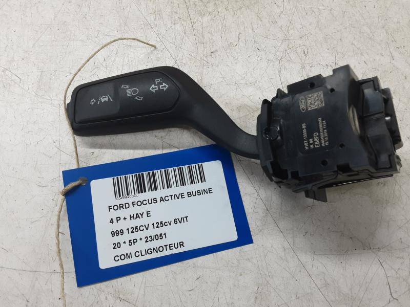 KNIPPERLICHTSCHAKELAAR Ford FOCUS (6) 4/18 - 4/22