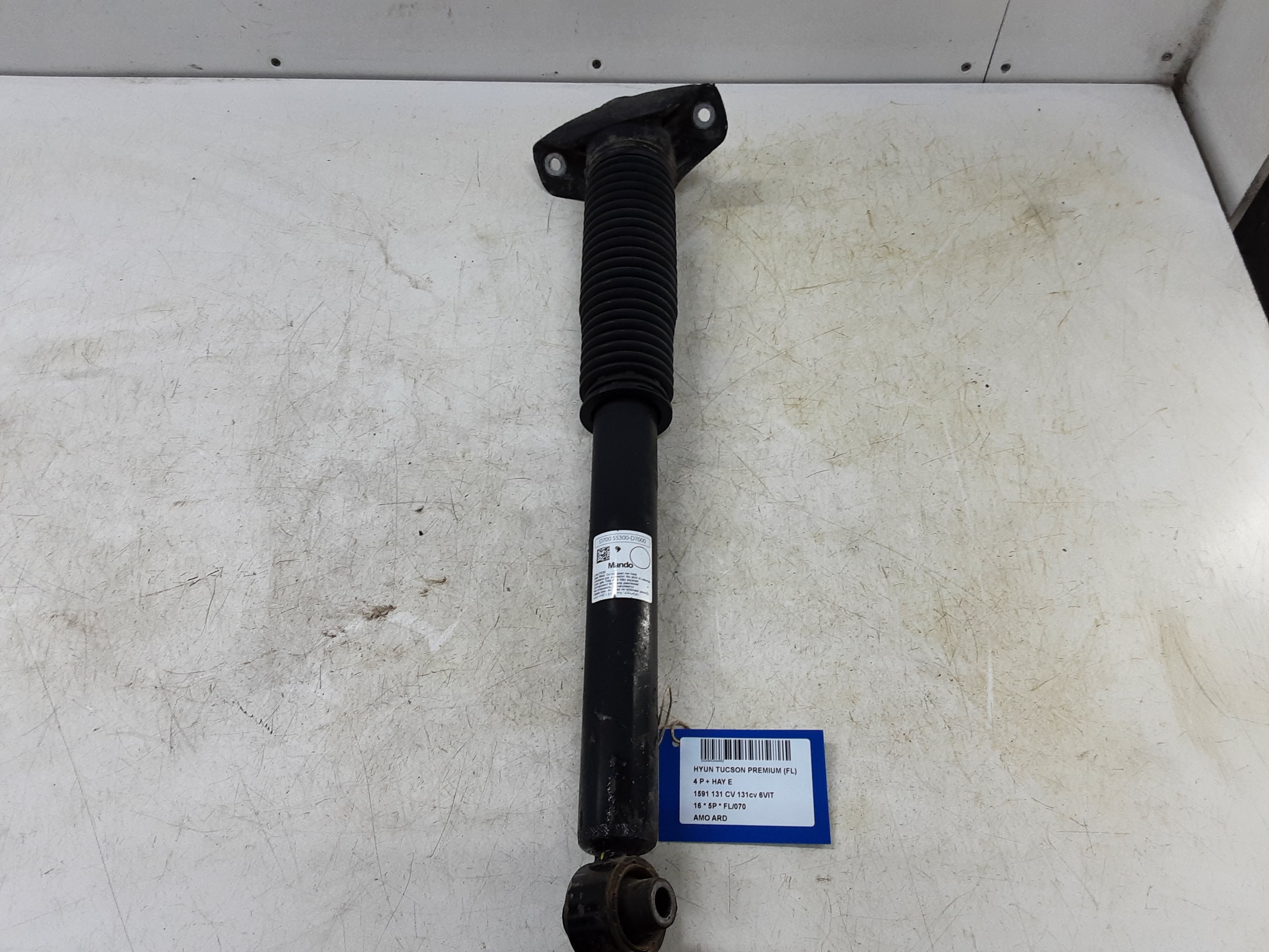 SCHOKBREKER ACHTER RECHTS Hyundai TUCSON (2) 09/15 - 09/18