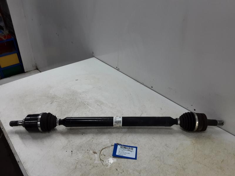 AANDRIJFAS VOOR RECHTS Hyundai TUCSON (2) 09/15 - 09/18