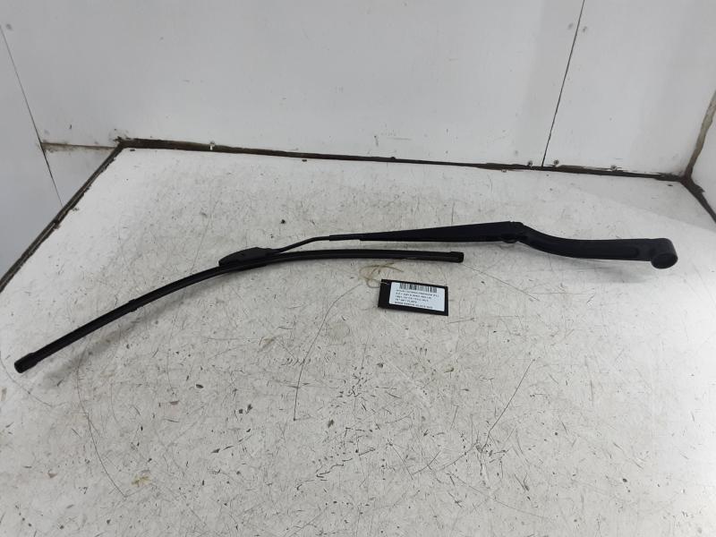 BRAS D'ESSUIE-GLACE AVANT DROIT Hyundai TUCSON (2) 09/15 - 09/18