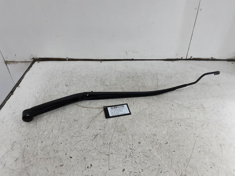 BRAS D'ESSUIE-GLACE AVANT GAUCHE Hyundai TUCSON (2) 09/15 - 09/18