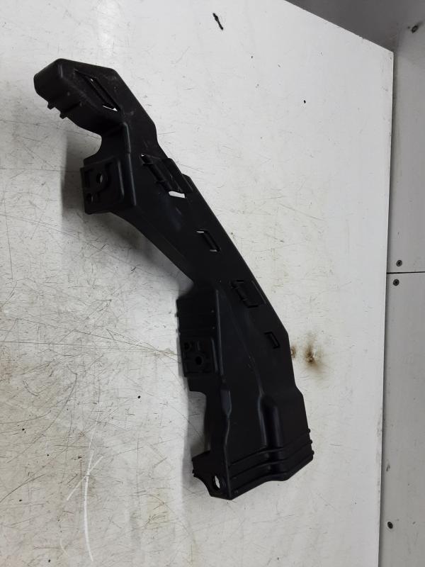 SUPPORT DE PHARE AVANT GAUCHE Hyundai TUCSON (2) 09/15 - 09/18