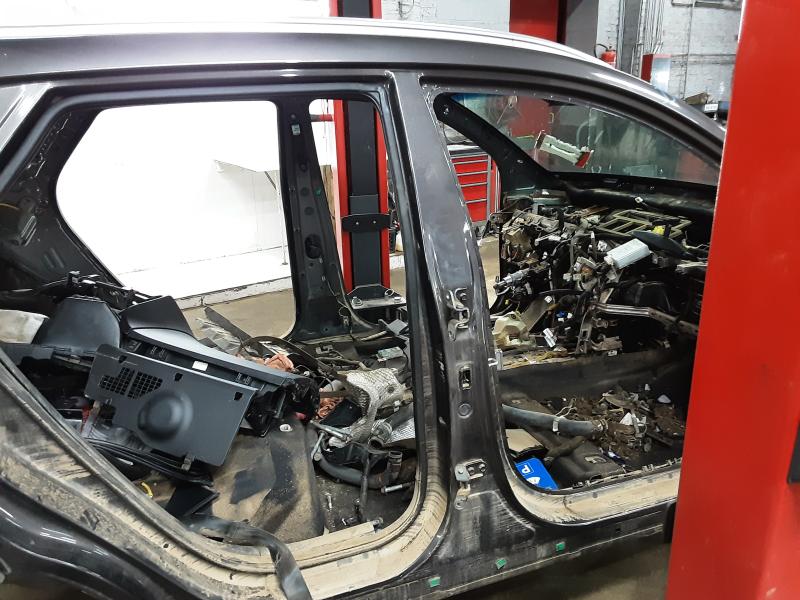 MIDDENSTIJL CENTRAAL RECHTS Hyundai TUCSON (2) 09/15 - 09/18