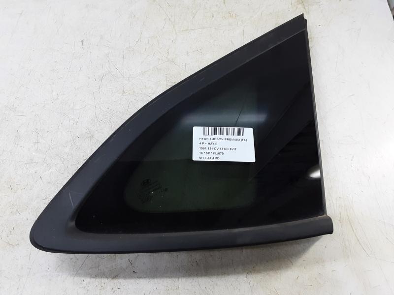 RUIT ZIJKANT ACHTER RECHTS Hyundai TUCSON (2) 09/15 - 09/18