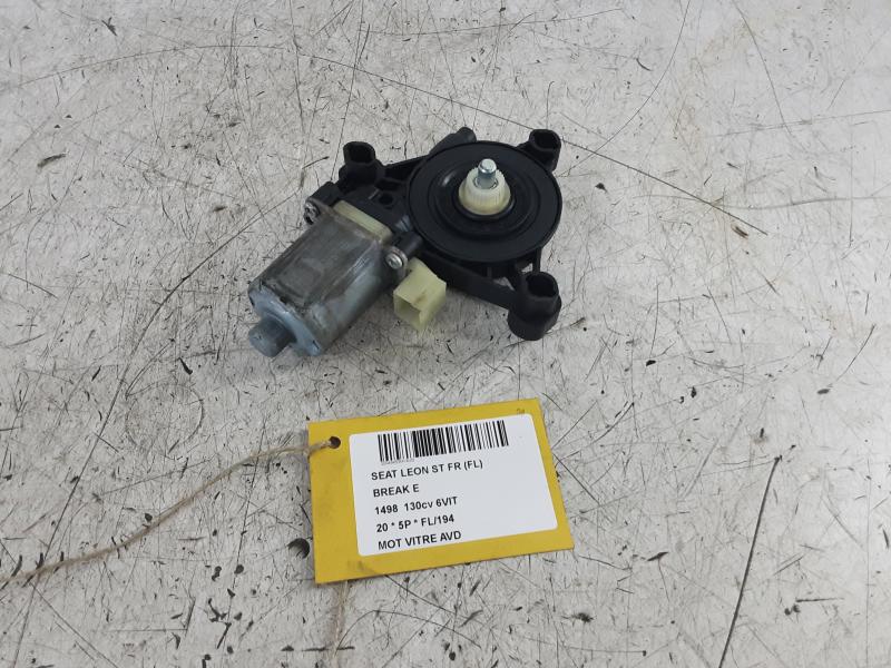 MOTEUR DE VITRE DE PORTE AVANT DROITE Seat LEON (3) (5F) FaceLift 1/17 - 5/20
