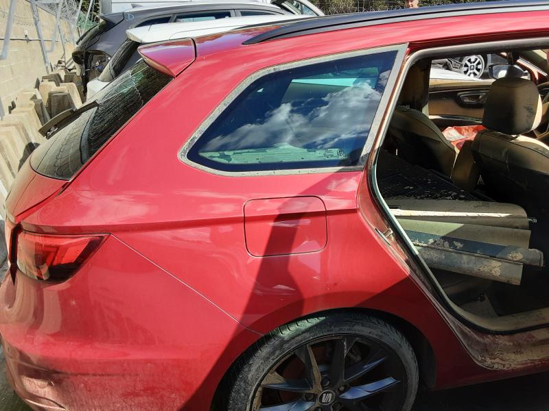 RECHTER HECKFLÜGEL Seat LEON (3) (5F) FaceLift 1/17 - 5/20