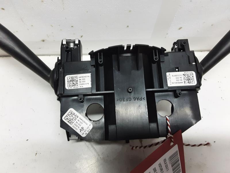 SWITCH Vw Golf