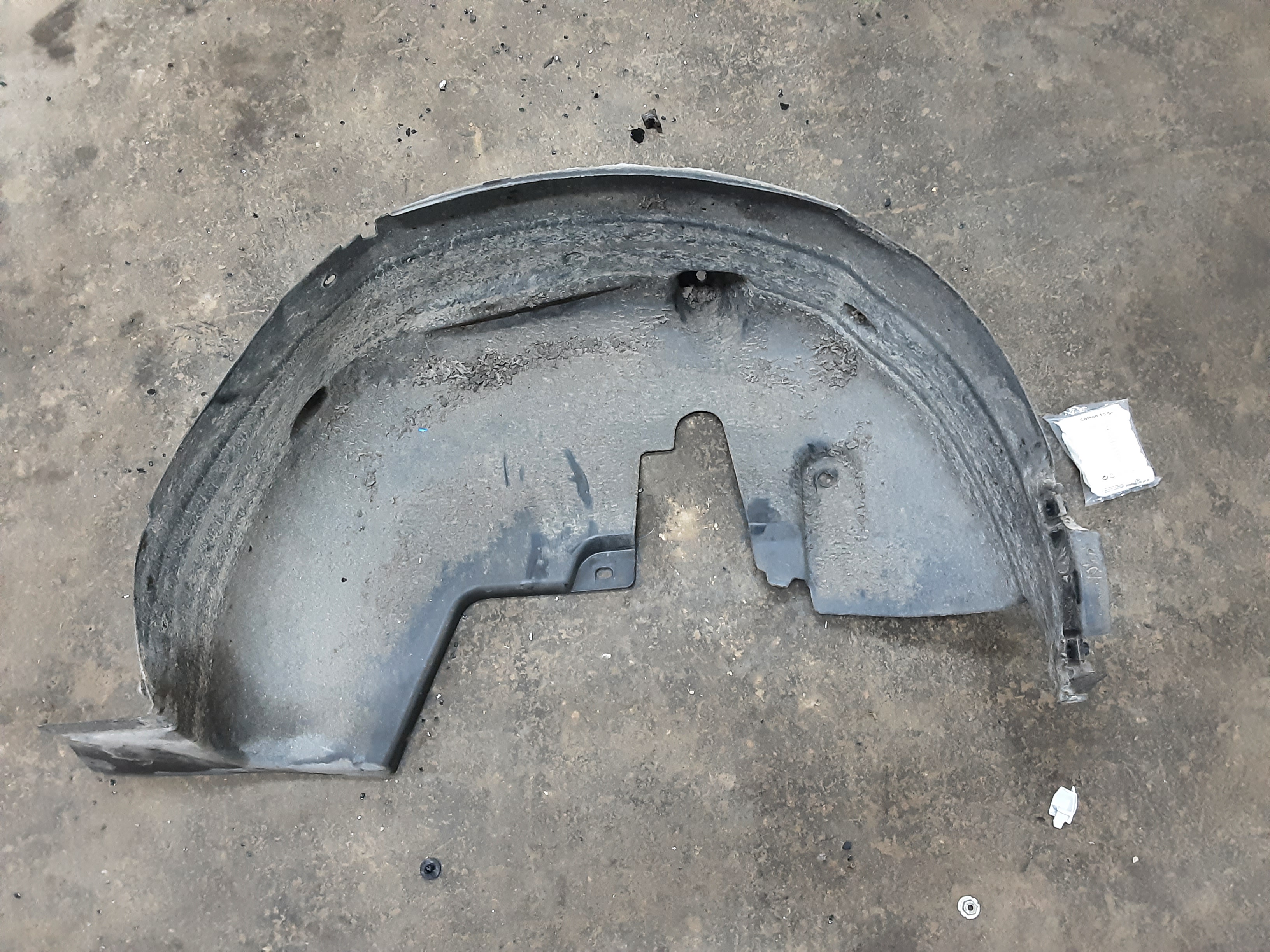 BINNEN SPATBORD RECHTS ACHTER Peugeot 2008 (1)  5/13 - 4/16