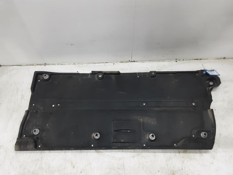 PLASTIEKE BESCHERMPLAAT ONDER AUTO RECHTS Toyota COROLLA 5P/5D 18+