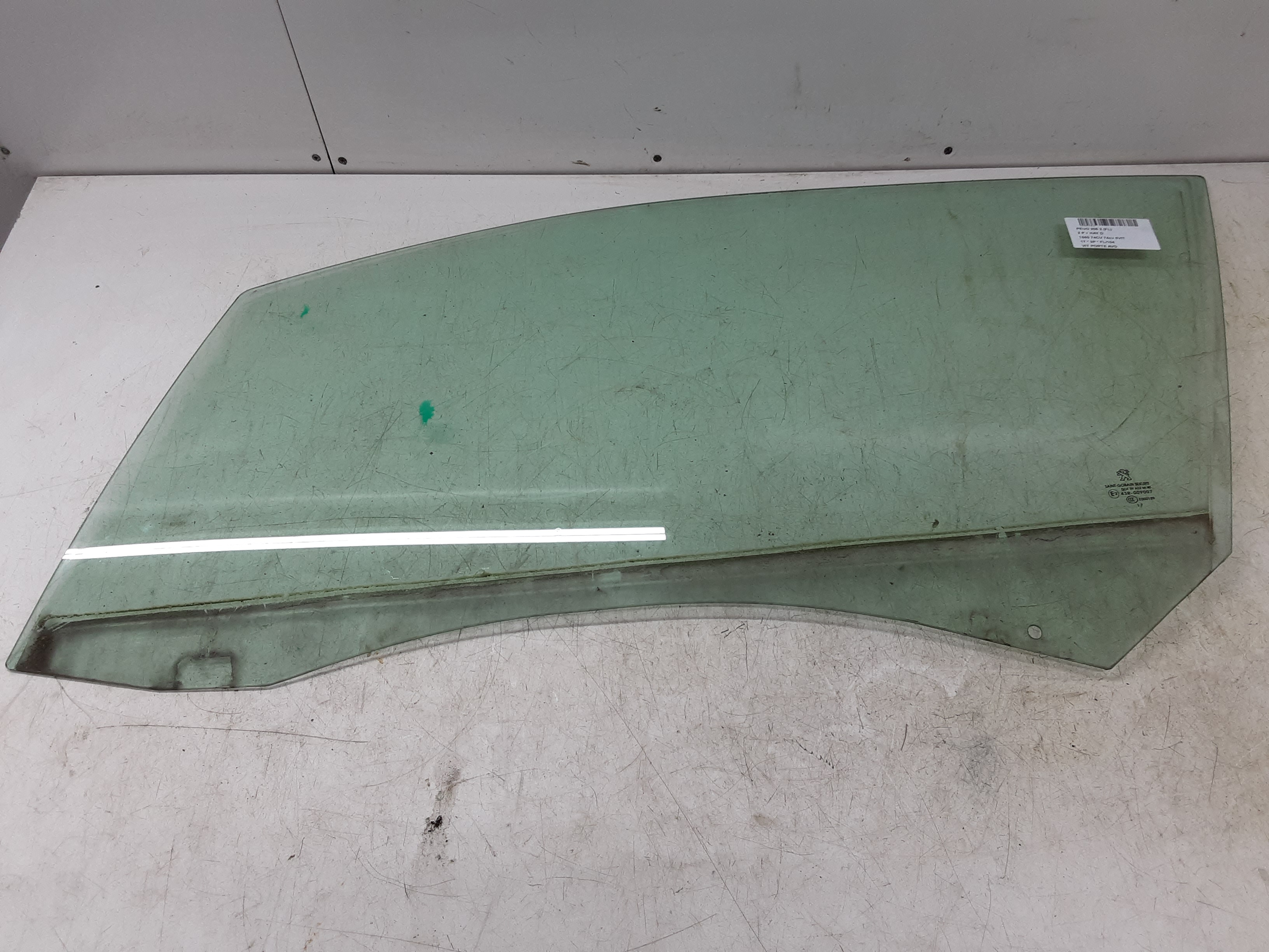 RUIT VOOR LINKS Peugeot 208 8/15 - 20