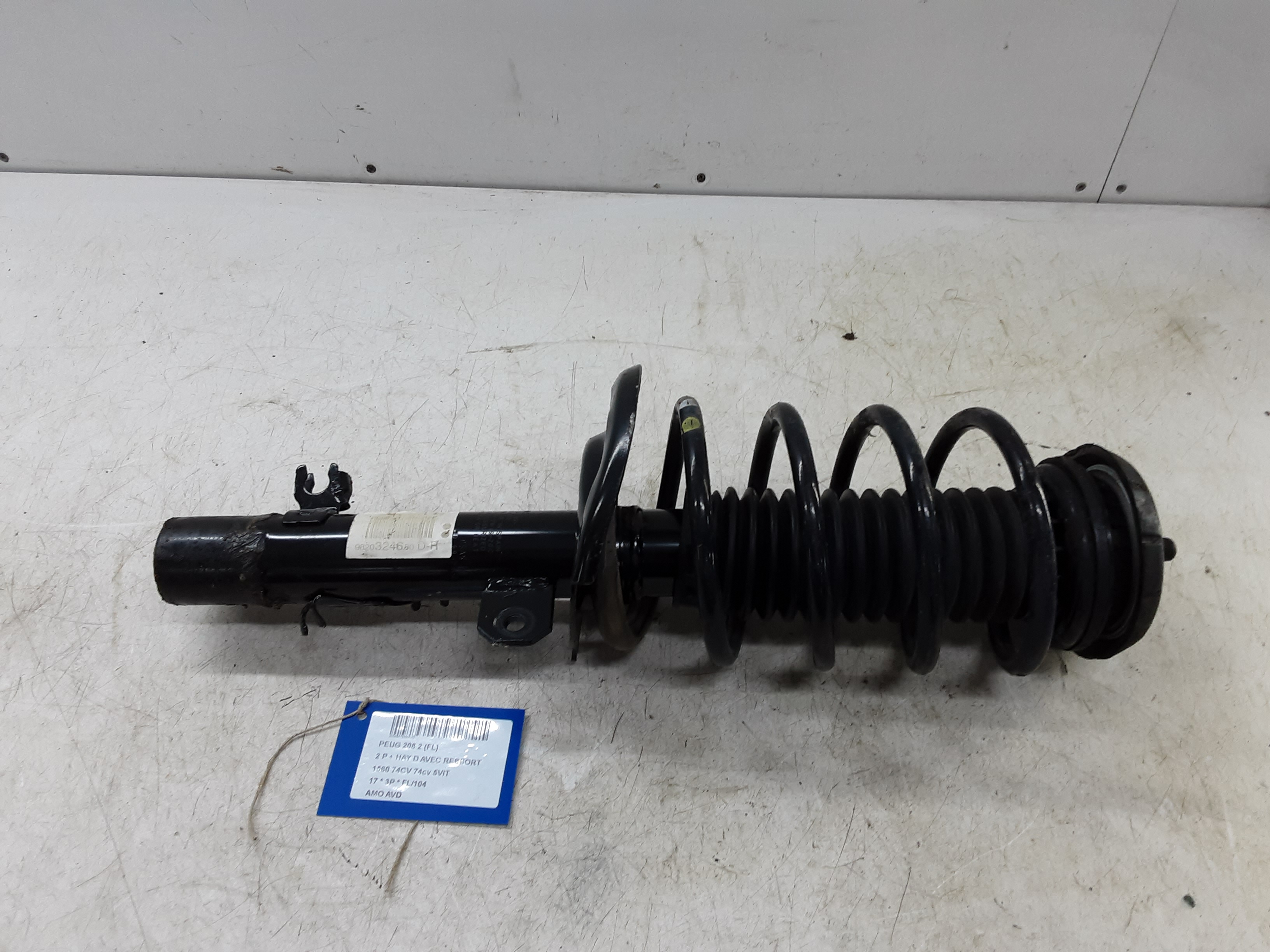 AMORTISSEUR AVANT DROIT Peugeot 208 8/15 - 20