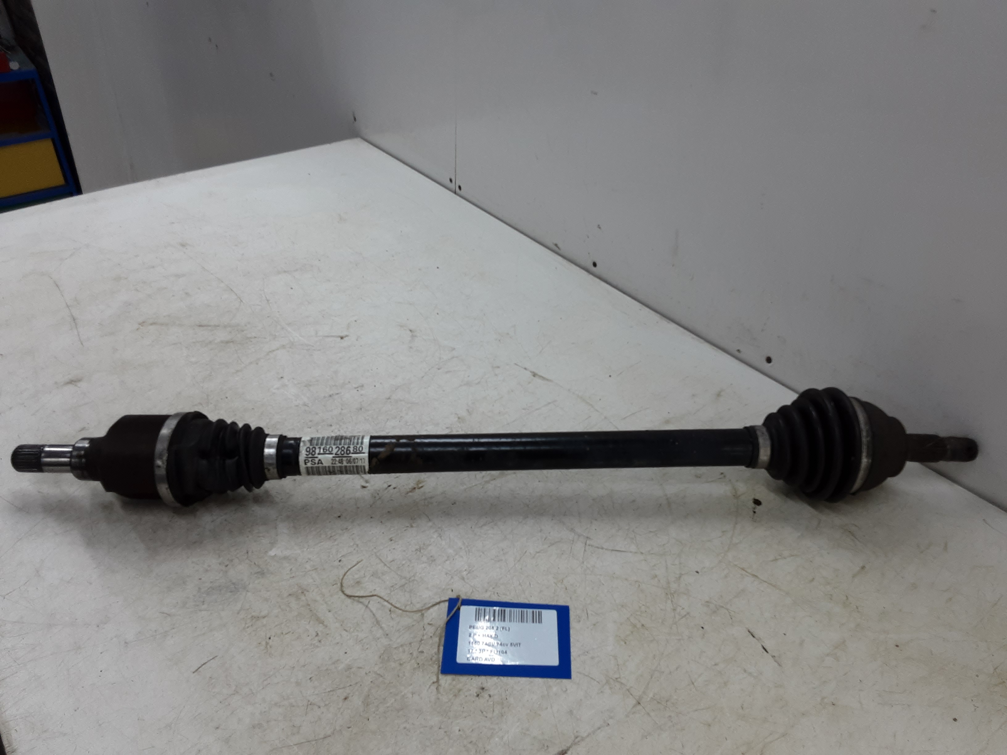 AANDRIJFAS VOOR RECHTS Peugeot 208 8/15 - 20