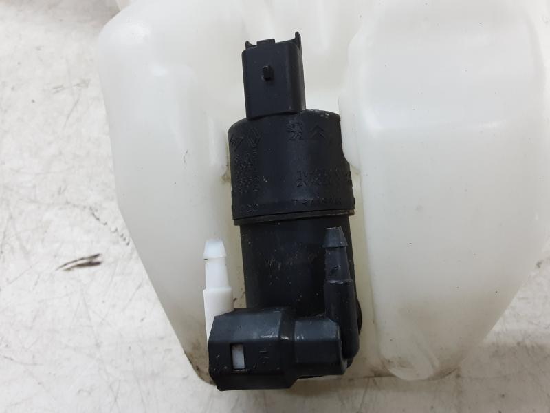 SCHEIBENSPRÜHERPUMPE VORNE Peugeot 208 8/15 - 20