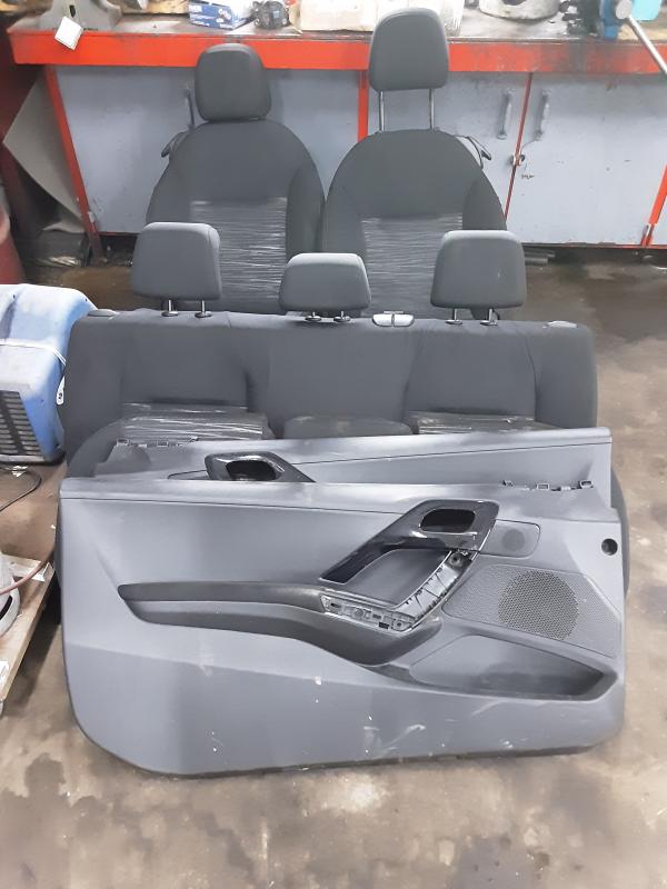 INTERIEUR Peugeot 208 8/15 - 20