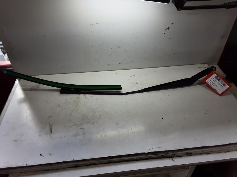 SCHEIBENWISCHERARM LINKS VORNE Vw GOLF V 11/03 - 08