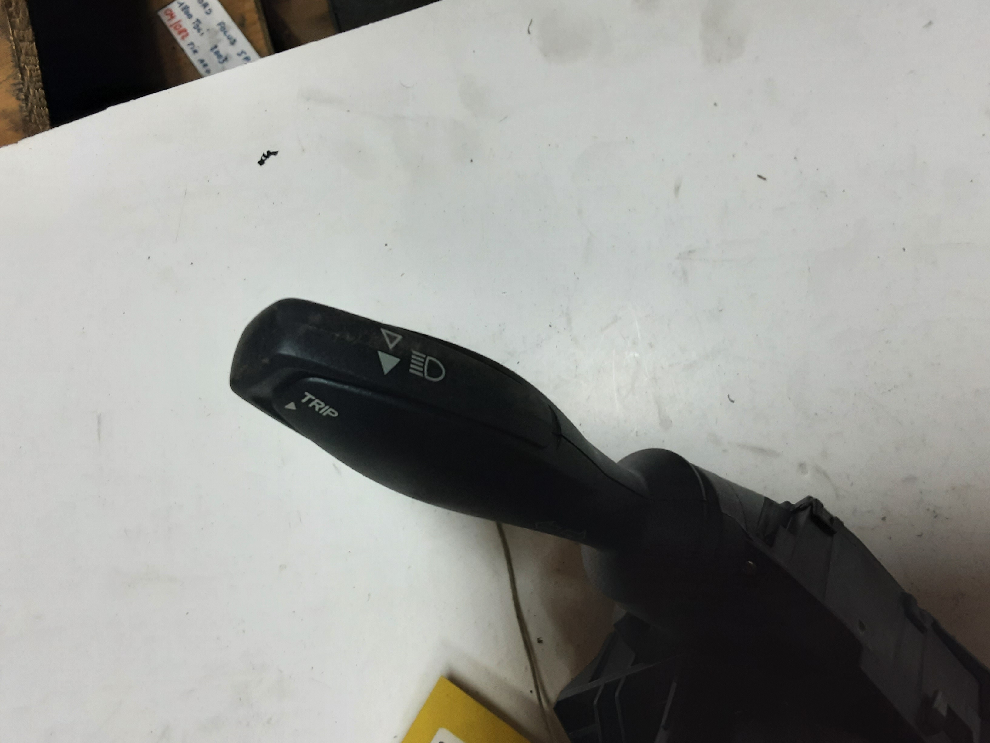 KNIPPERLICHTSCHAKELAAR Ford FIESTA 1/13 - 17