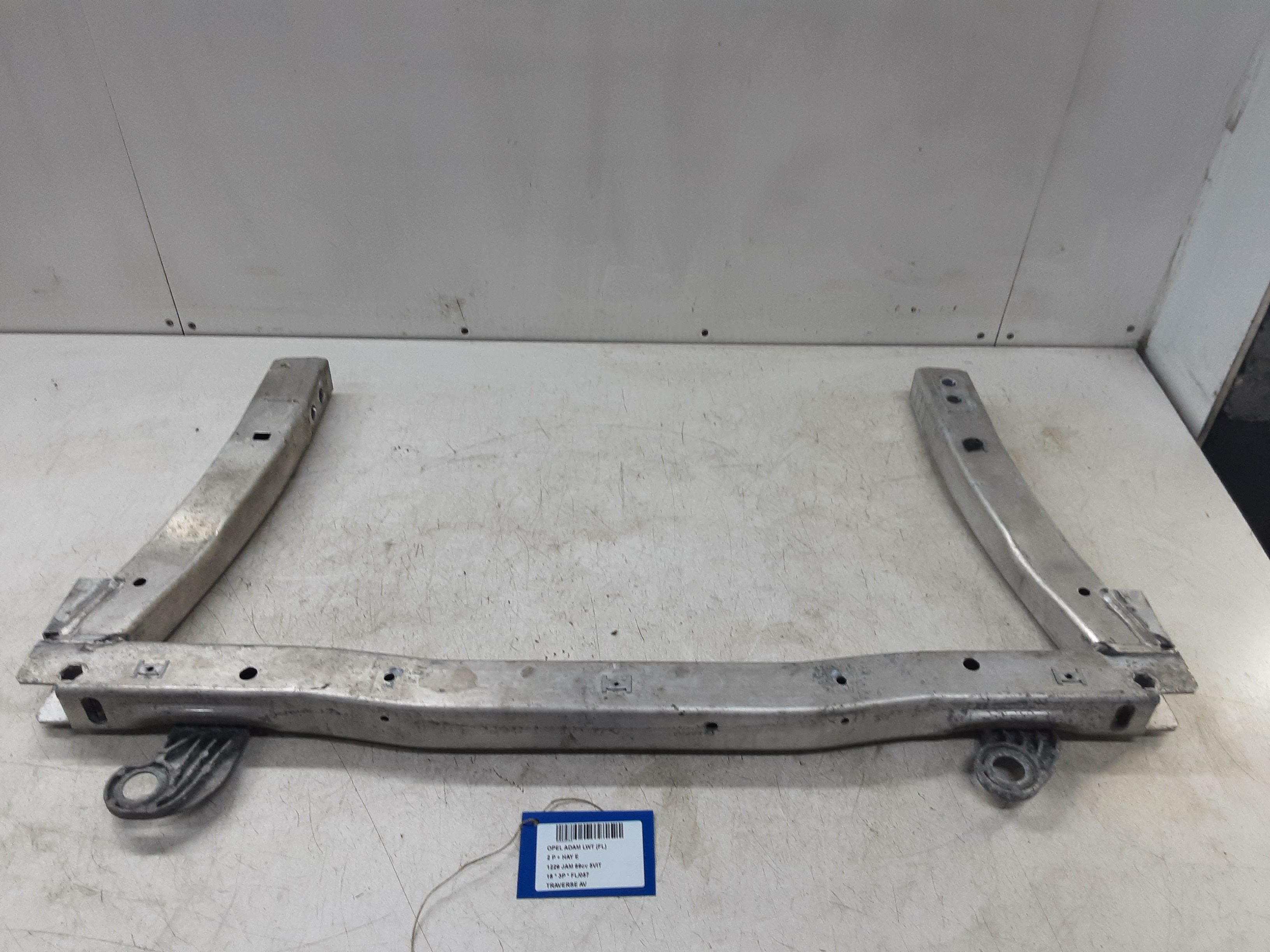 VOORBRUG Opel ADAM 10/12+