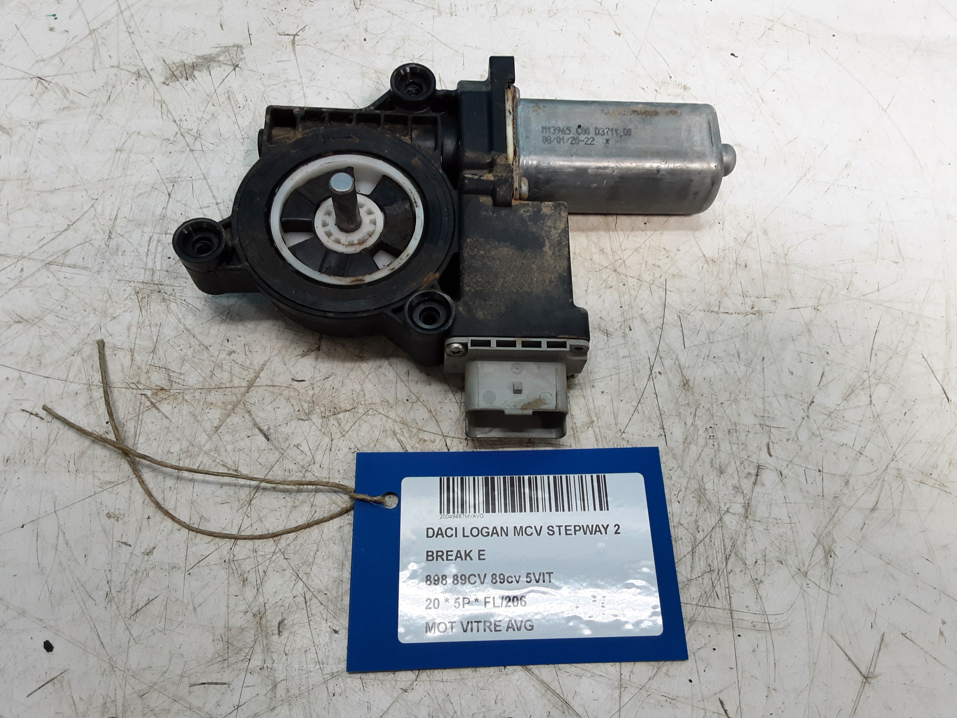 MOTEUR DE VITRE DE PORTE AVANT GAUCHE Dacia LOGAN 12/16 - 20
