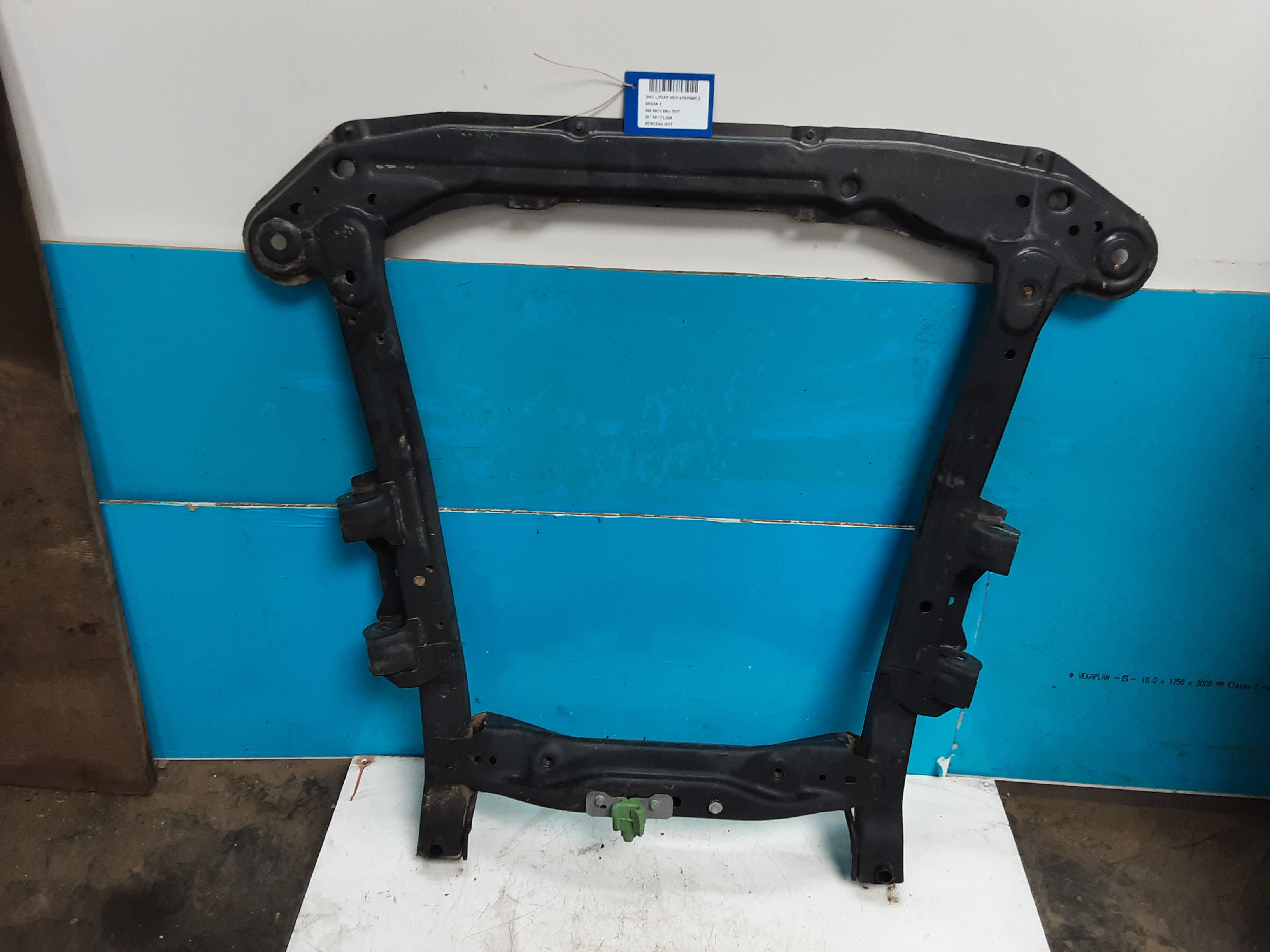 BERCEAU MOTEUR Dacia LOGAN 12/16 - 20