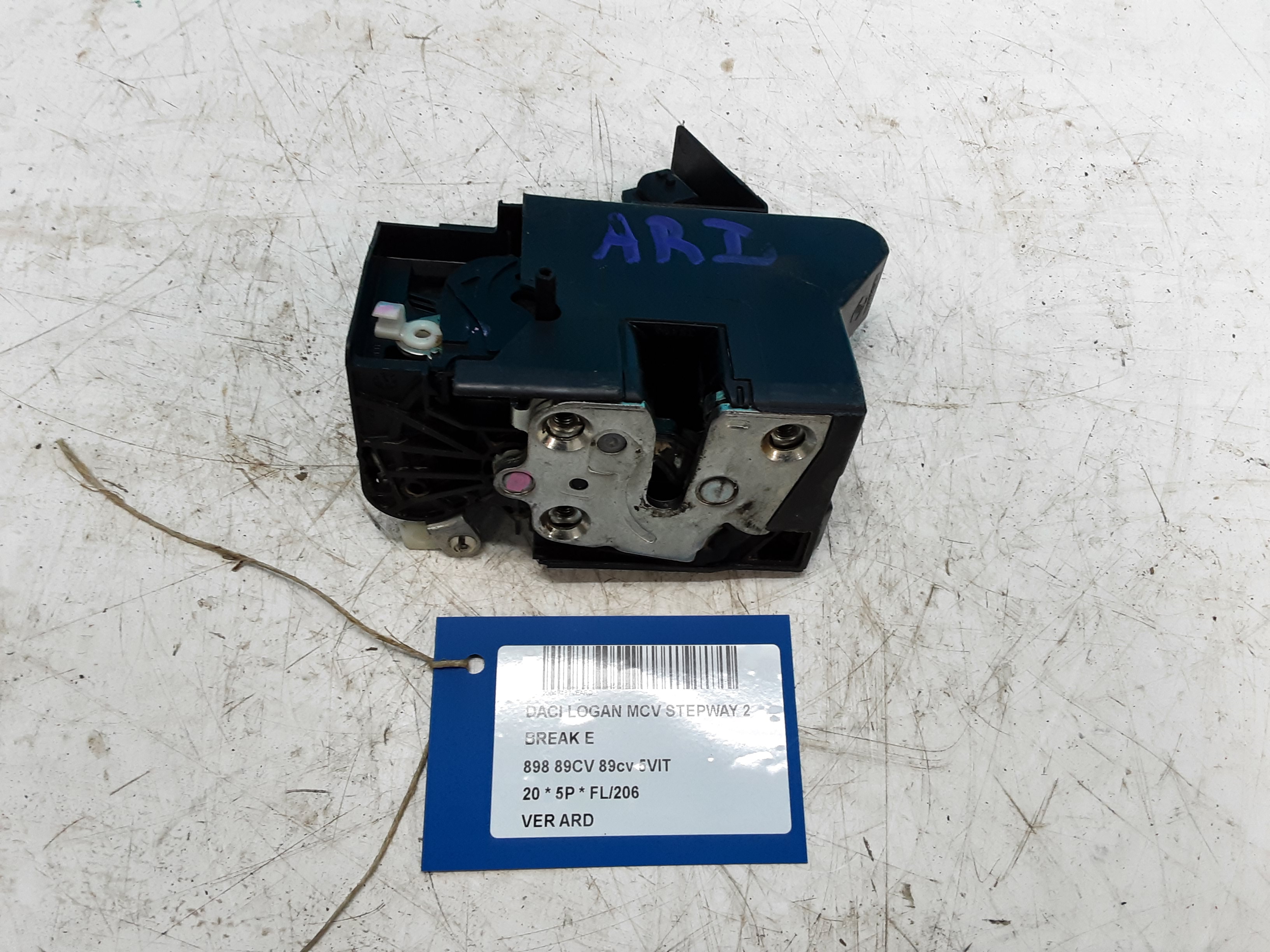 VERROUILLAGE DE PORTE ARRIERE DROITE Dacia LOGAN 12/16 - 20