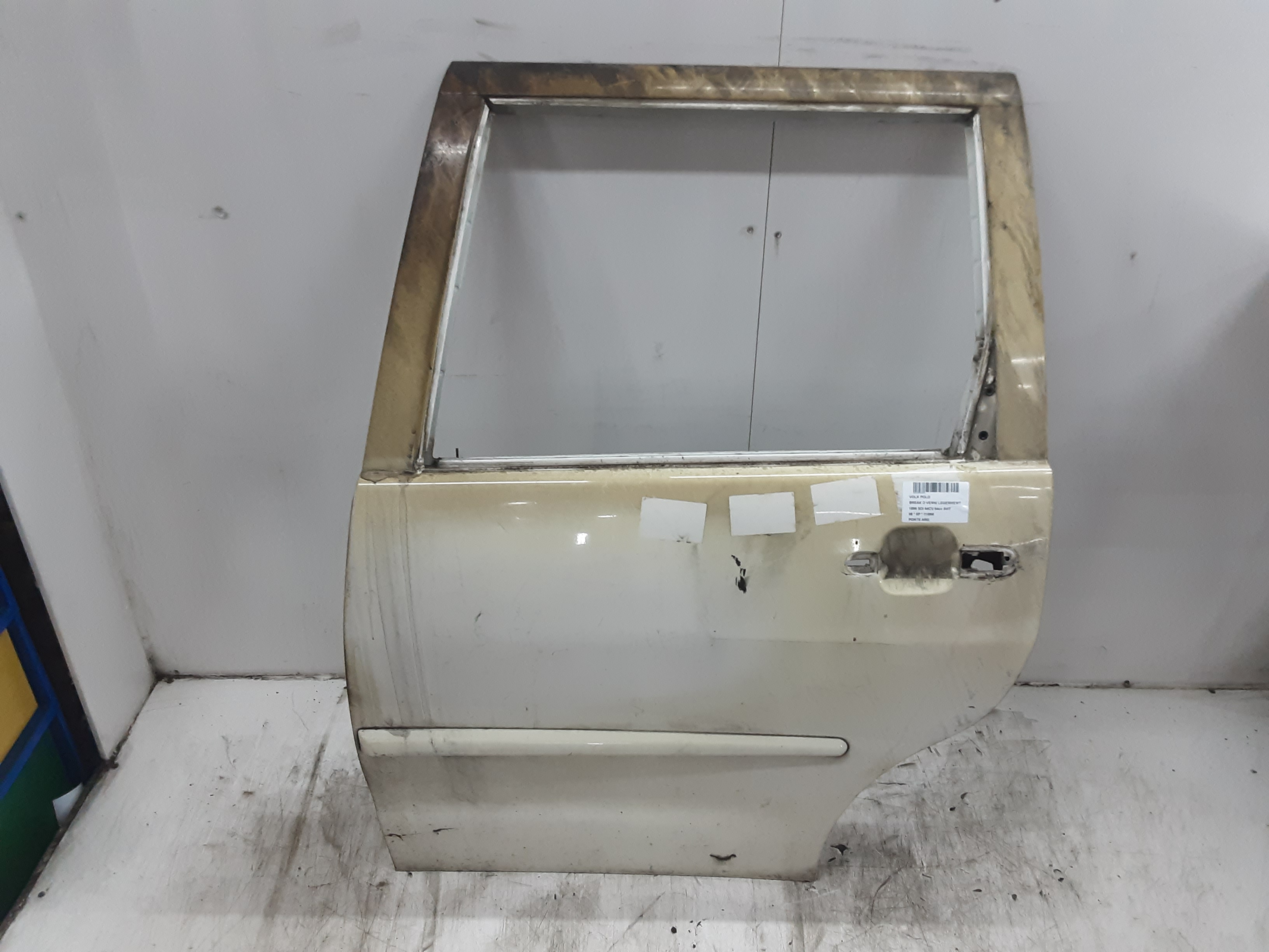 PORTE ARRIERE GAUCHE Vw POLO (6K) 98 - 02 BREAK