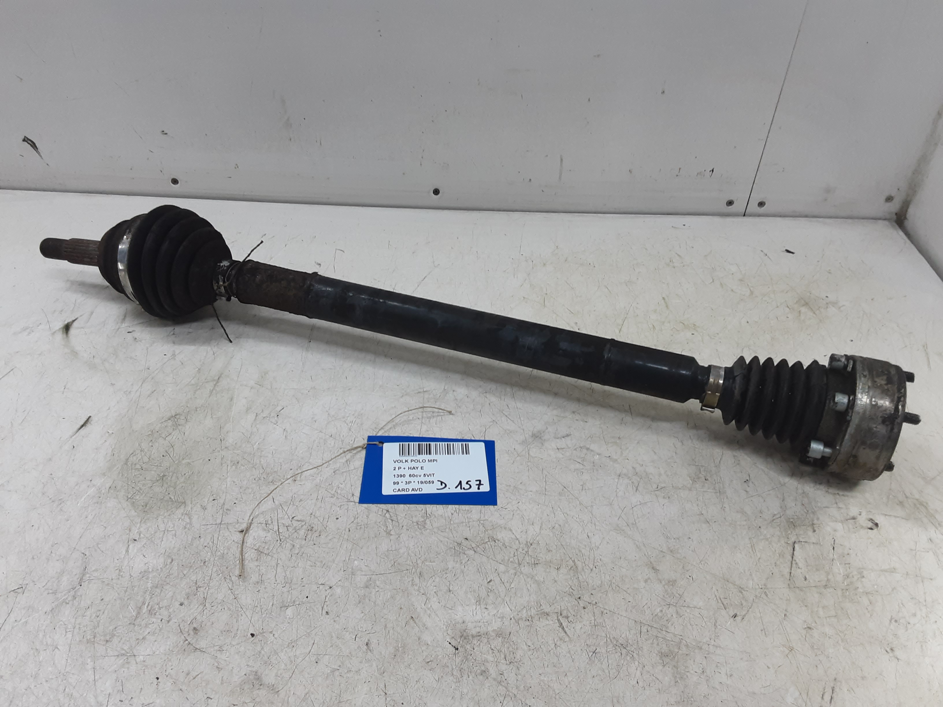 AANDRIJFAS VOOR RECHTS Vw POLO (6N1/6N2) 9/94 - 2/02 3/5P