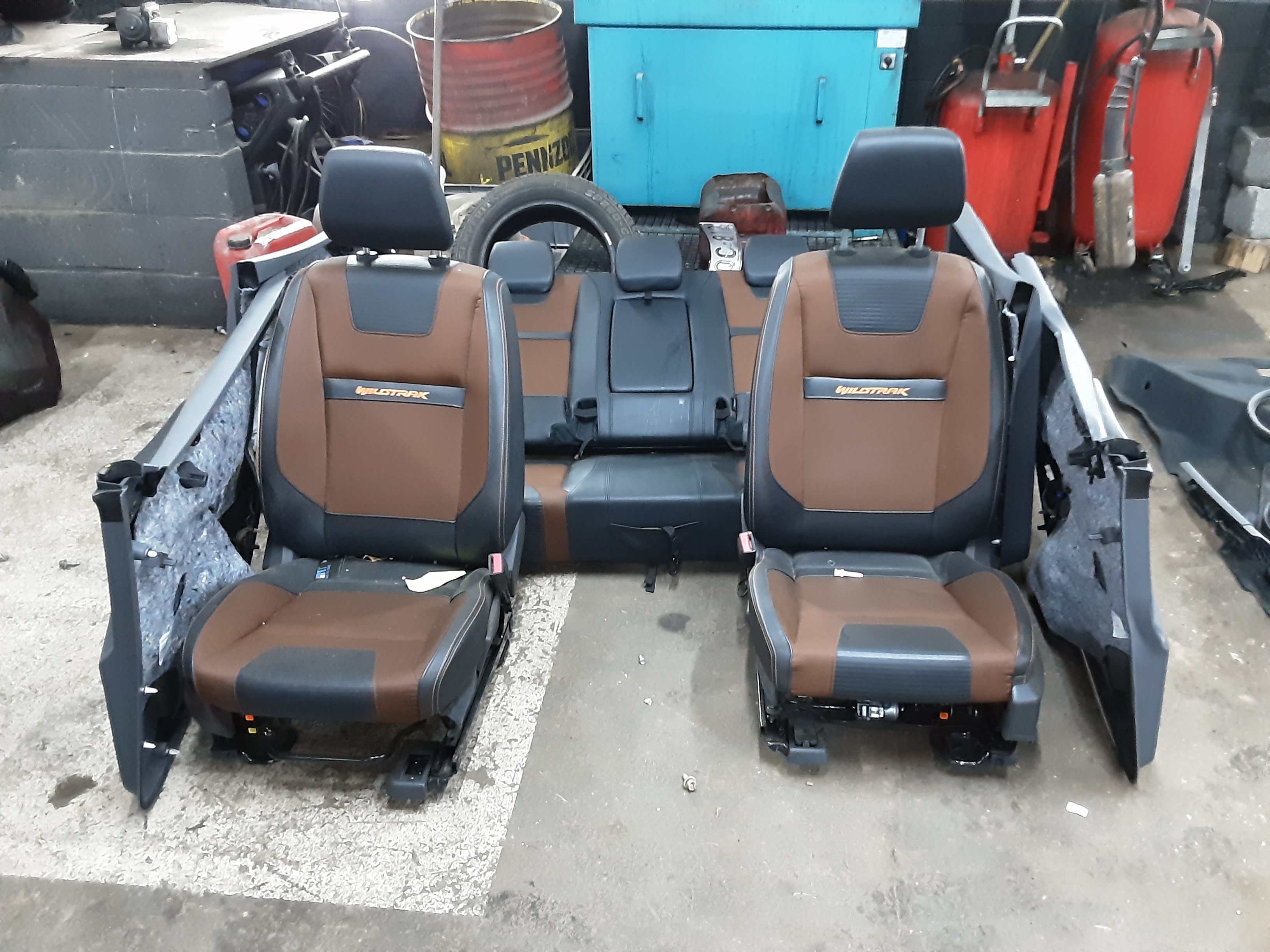 INTERIEUR Ford RANGER (3) 10/15 - 2/19 FaceLift