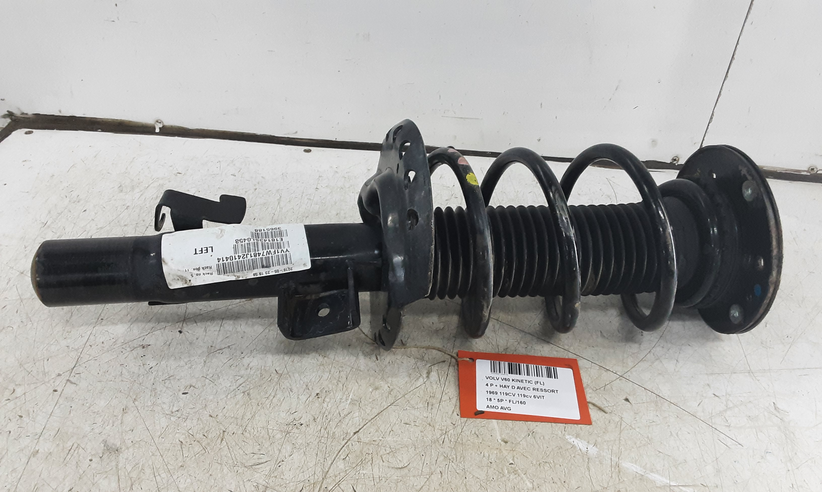 SCHOKBREKER VOOR LINKS Volvo V60 10/10-08/18