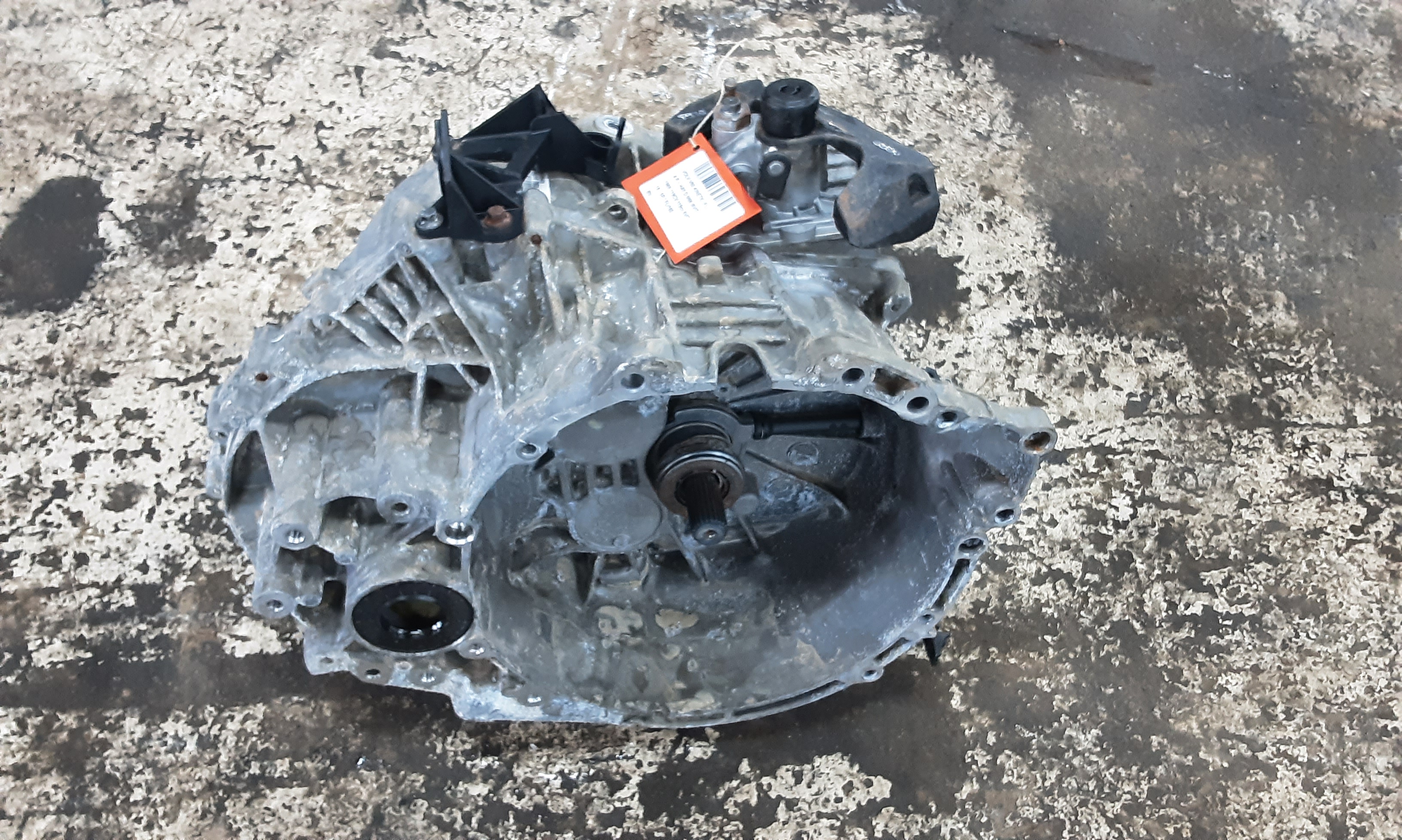 VERSNELLINGSBAK Volvo V60 10/10-08/18