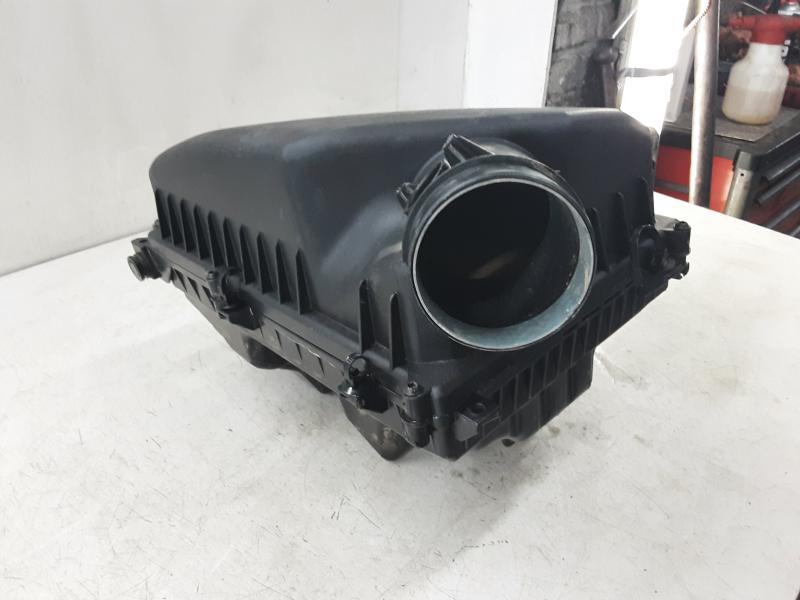 AIR FILTER Volvo V60 10/10-08/18