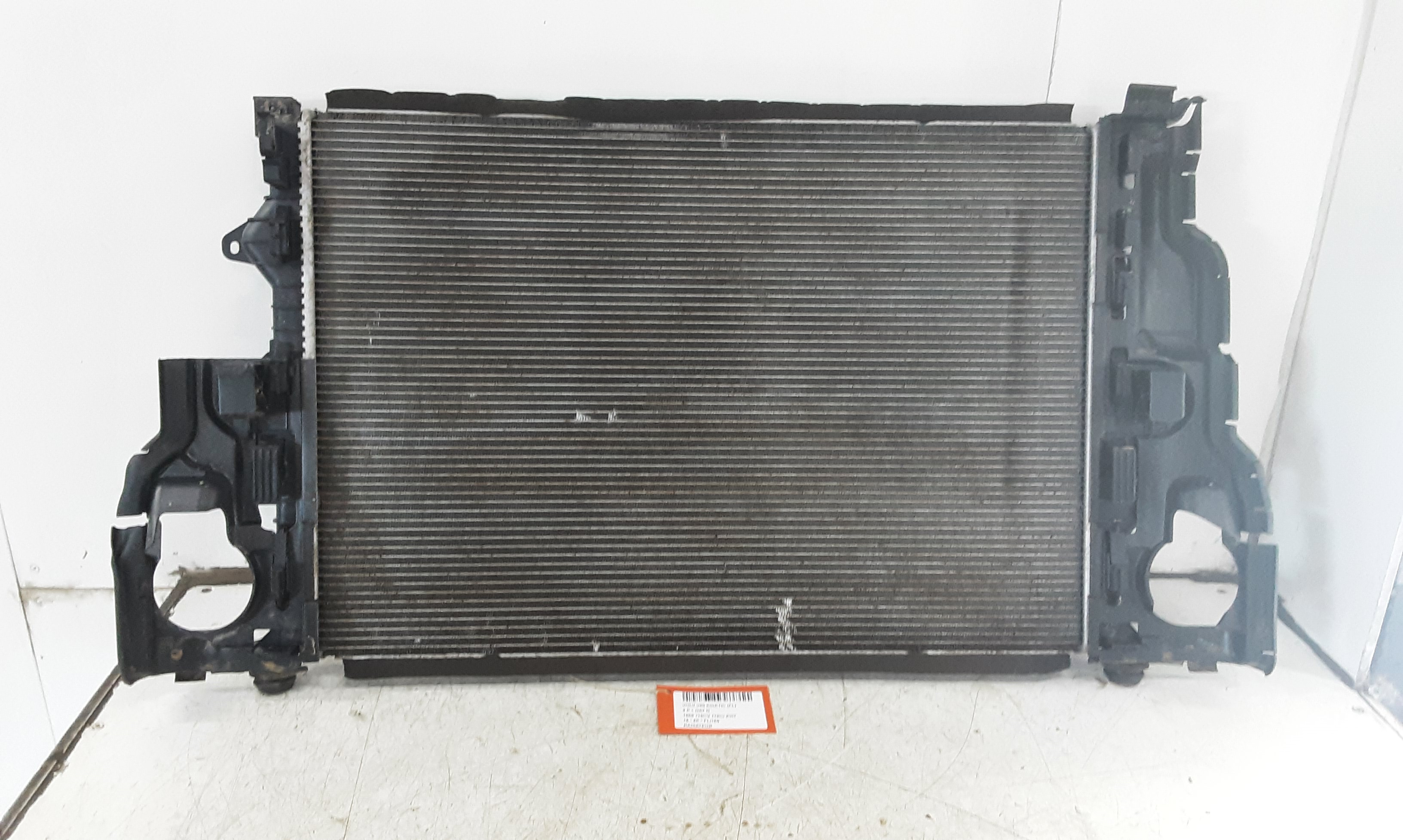 RADIATOR Volvo V60 10/10-08/18
