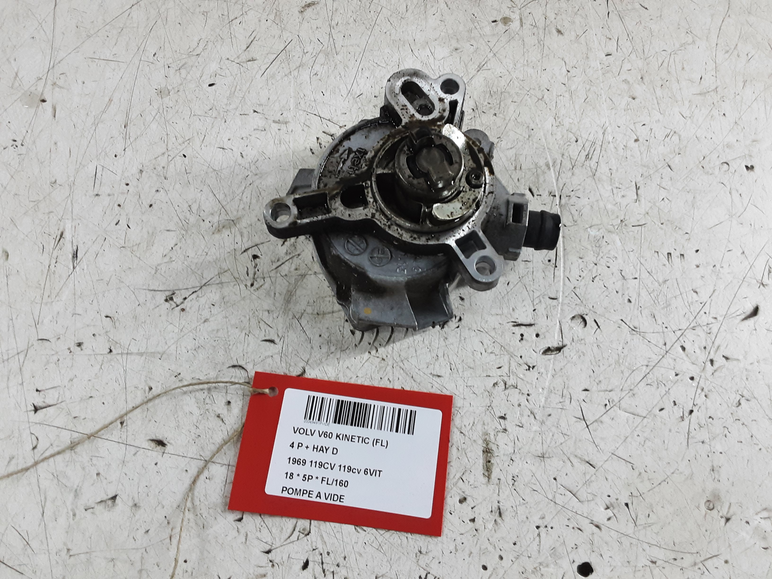 VACUUM POMP Volvo V60 10/10-08/18
