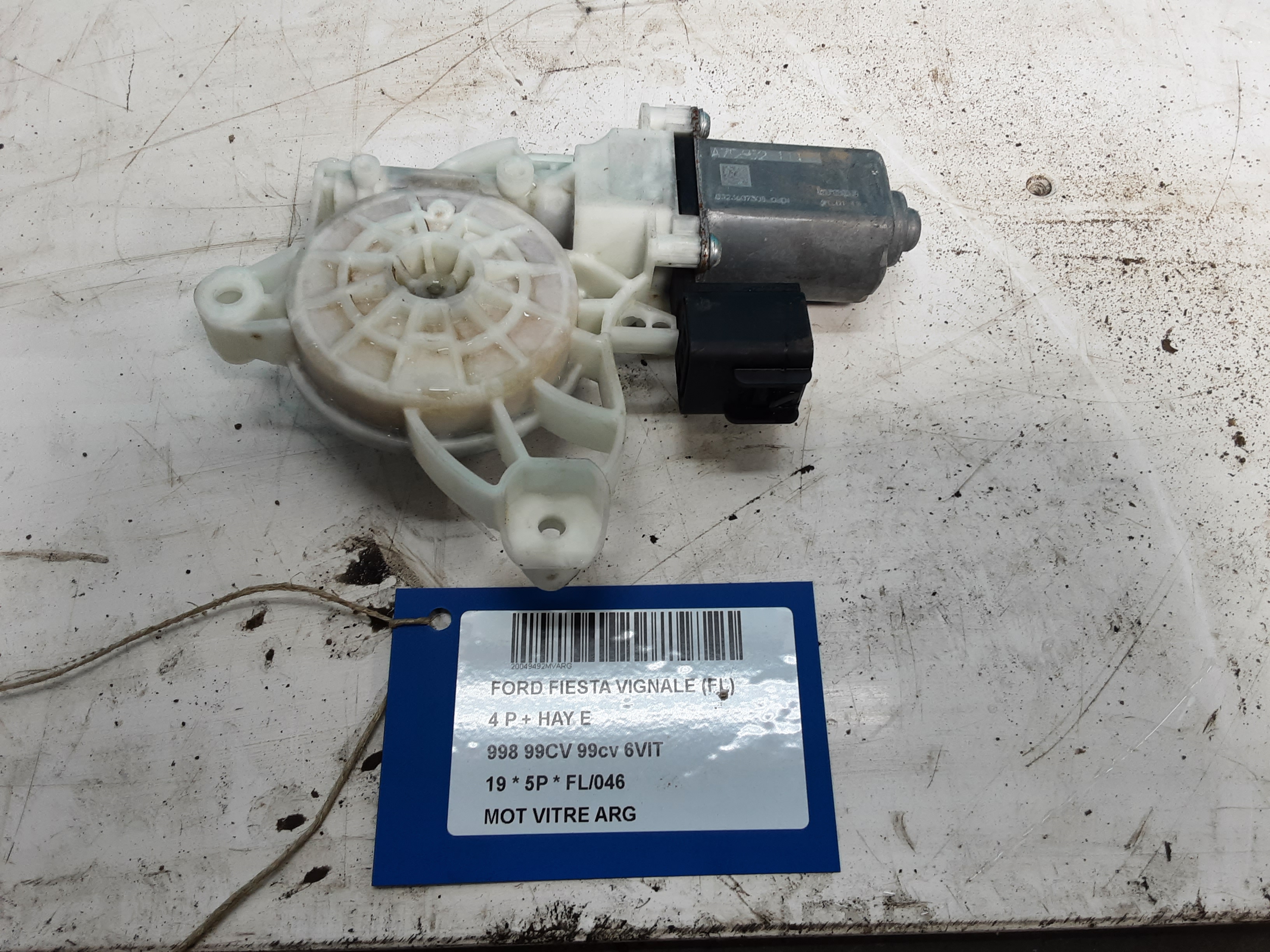 MOTOR RUITMECHANISME ACHTER LINKS Ford FIESTA 5/17+