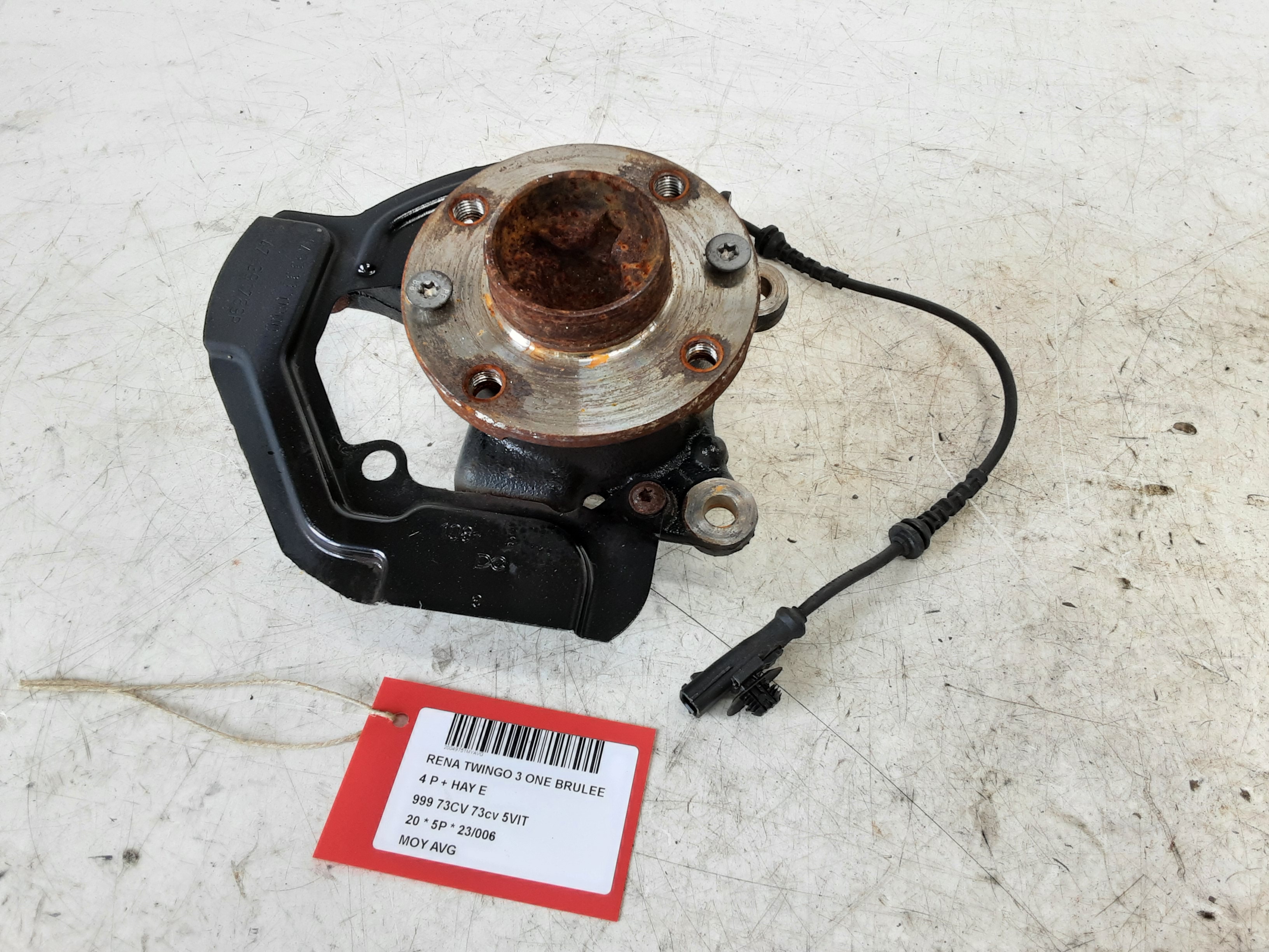 WIELNAAF VOOR LINKS Renault TWINGO (4) FaceLift 5/19+