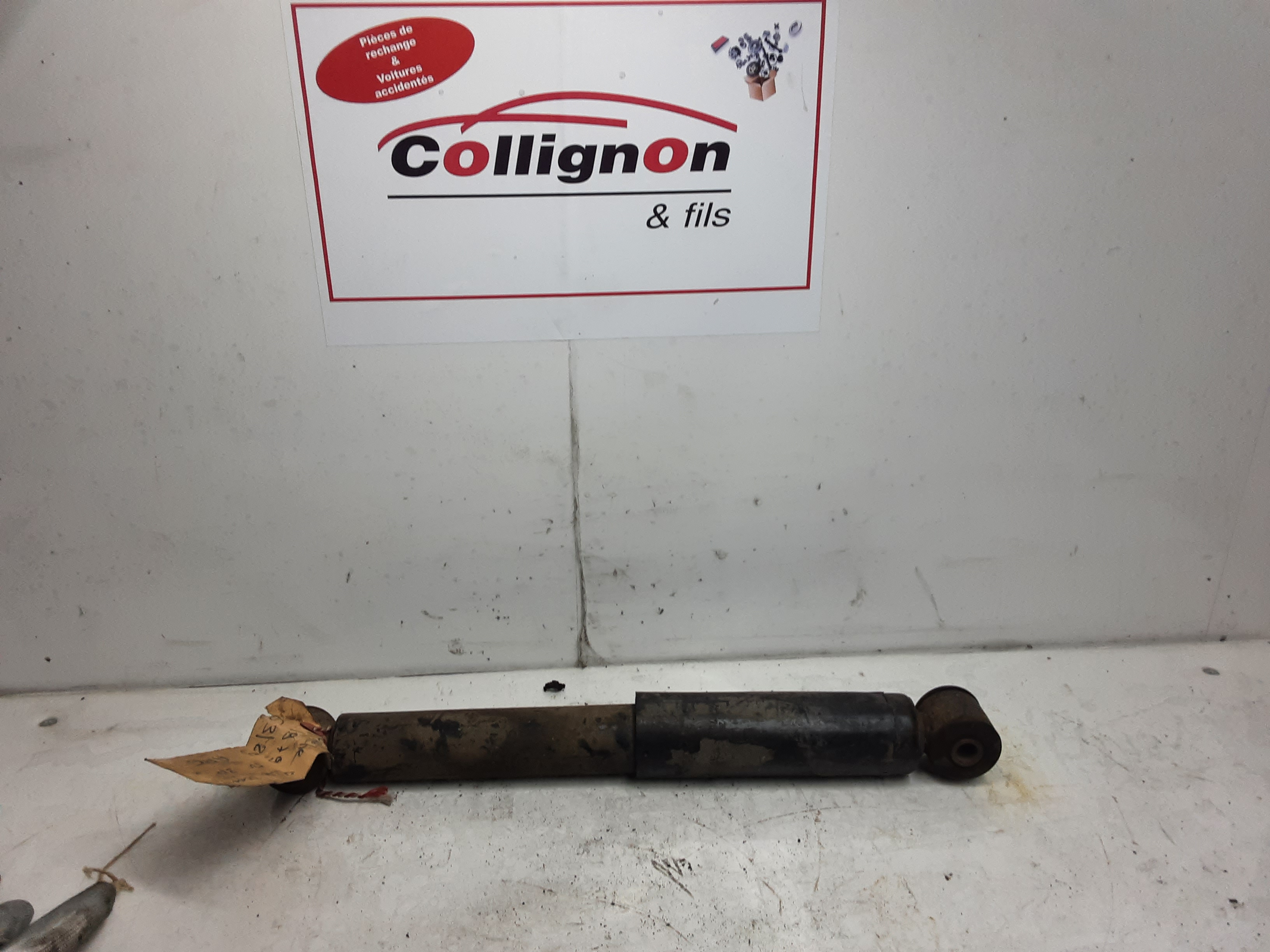REAR SHOK ABSORBER LEFT Porsche 924 75>88