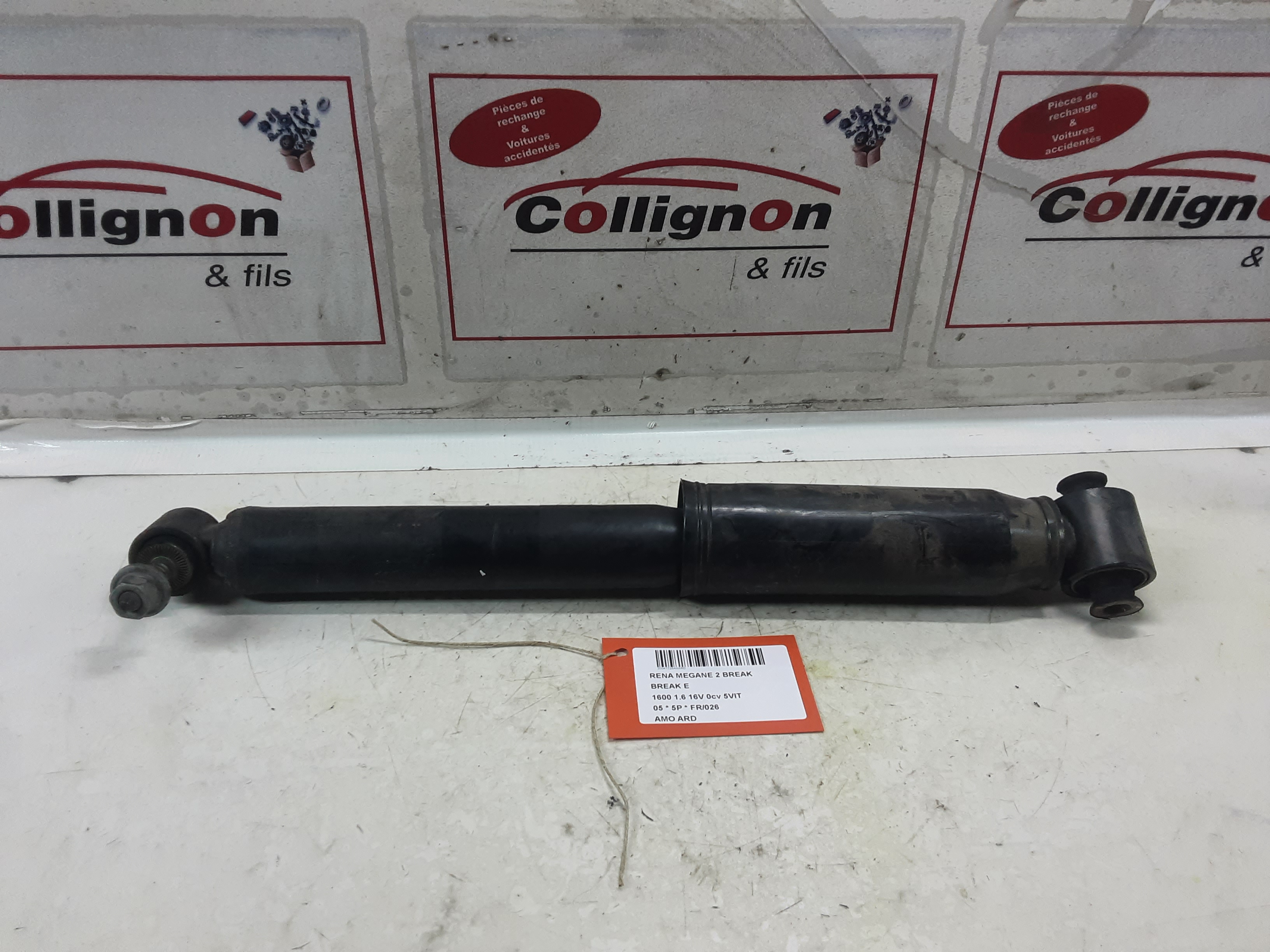 SCHOKBREKER ACHTER RECHTS Renault MEGANE 11/02 - 09