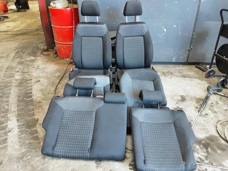 INTERIEUR Vw POLO (6R) FaceLift 5/14 - 17