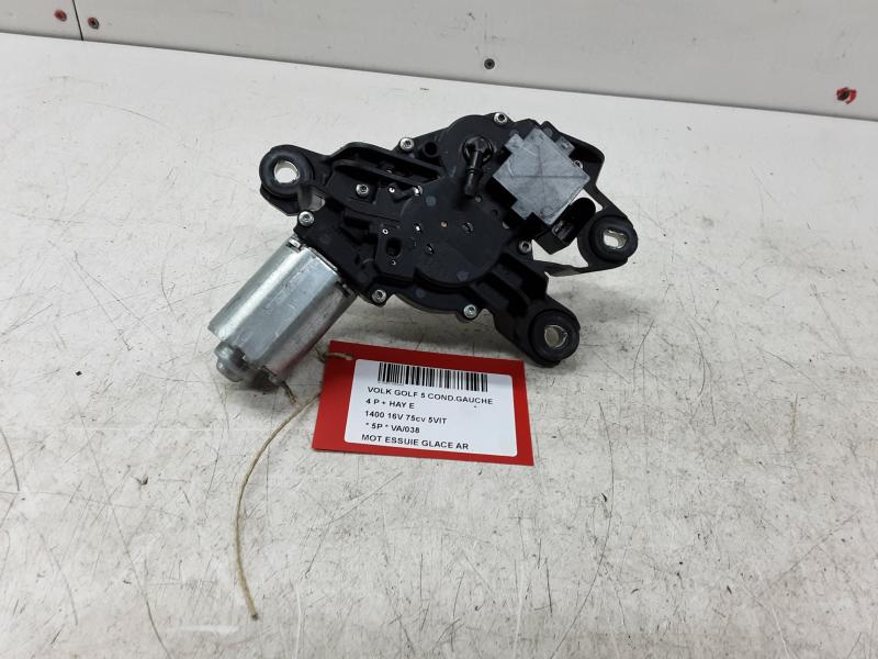 MOTEUR D'ESSUIE-GLACE ARRIERE Vw Golf