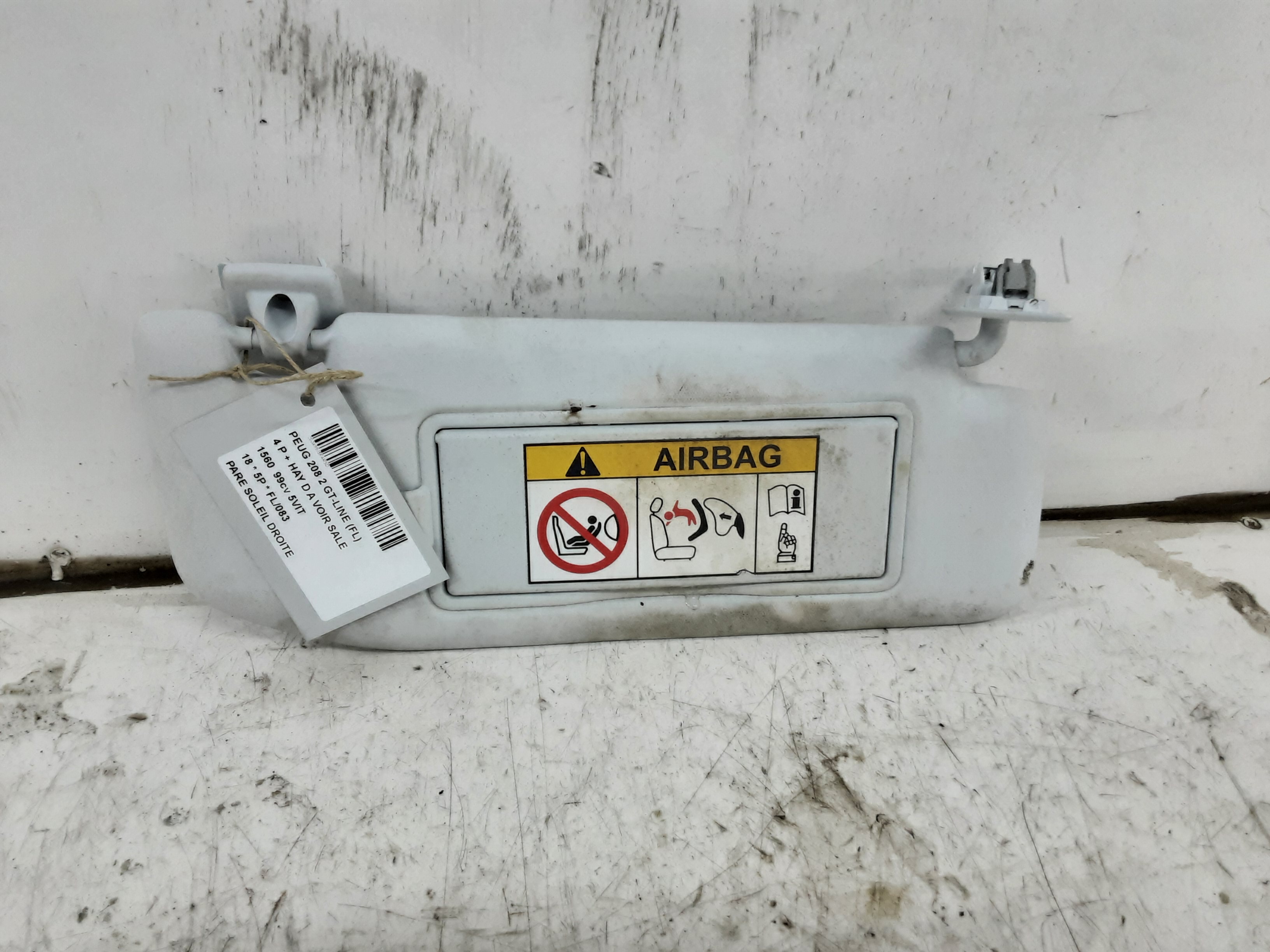 ZONNEKLEP RECHTS Peugeot 208 8/15 - 20