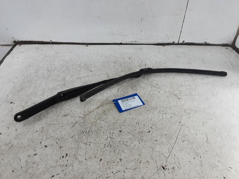 RUITENWISSERARM LINKS VOOR Ford FIESTA 1/13 - 17