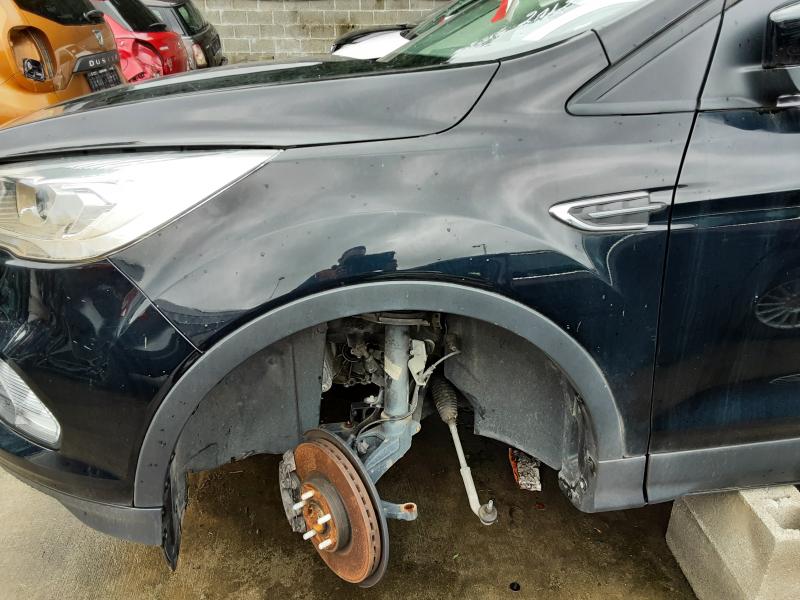 SPATBORD VOOR LINKS Ford KUGA 11/16 > 20