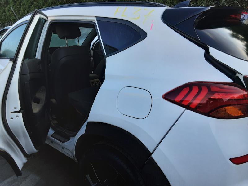 SPATBORD ACHTER LINKS Hyundai TUCSON (2 facelift) 09/18-01/21