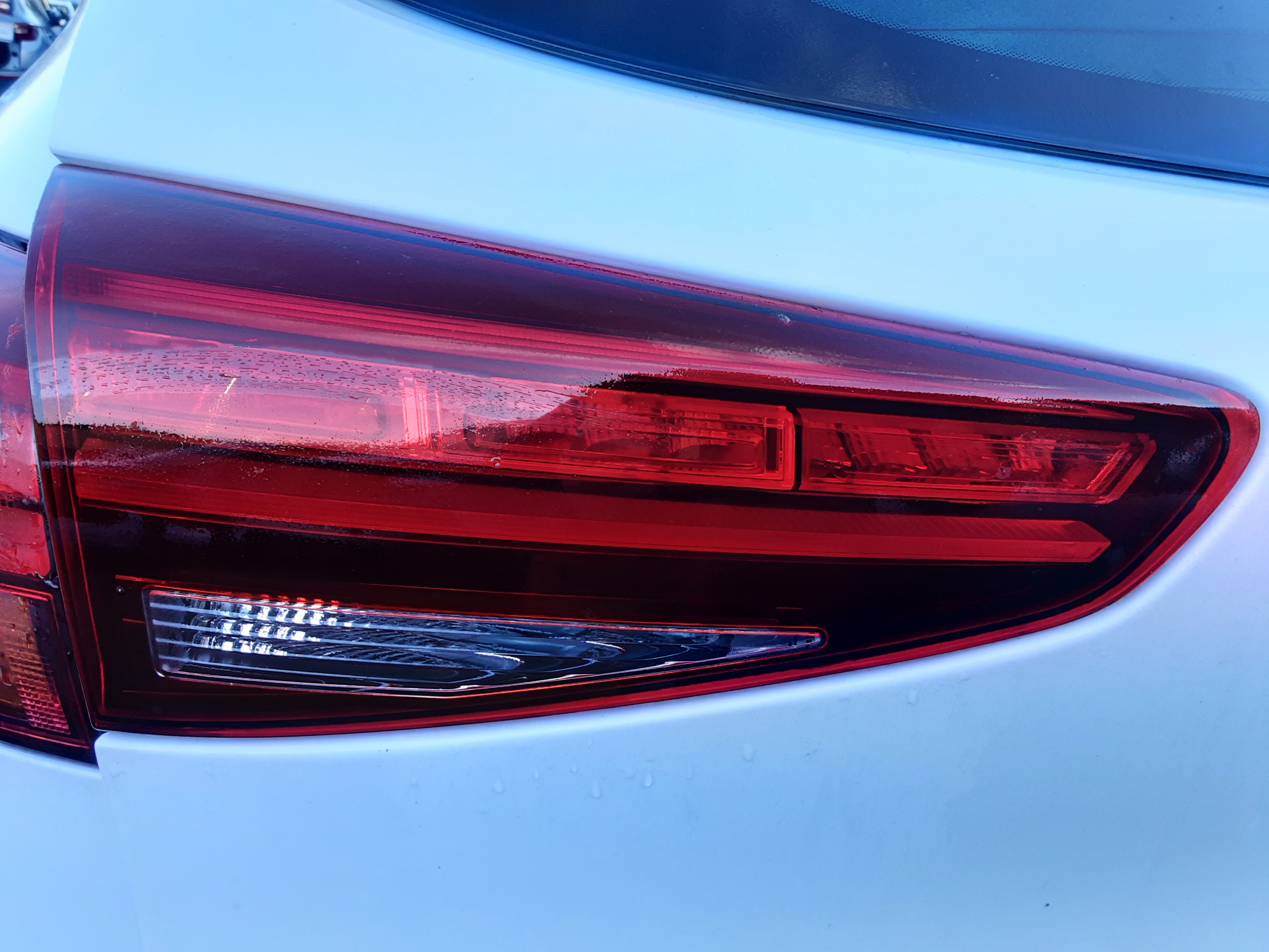 LICHT ACHTERKLEP LINKS Hyundai TUCSON (2 facelift) 09/18-01/21