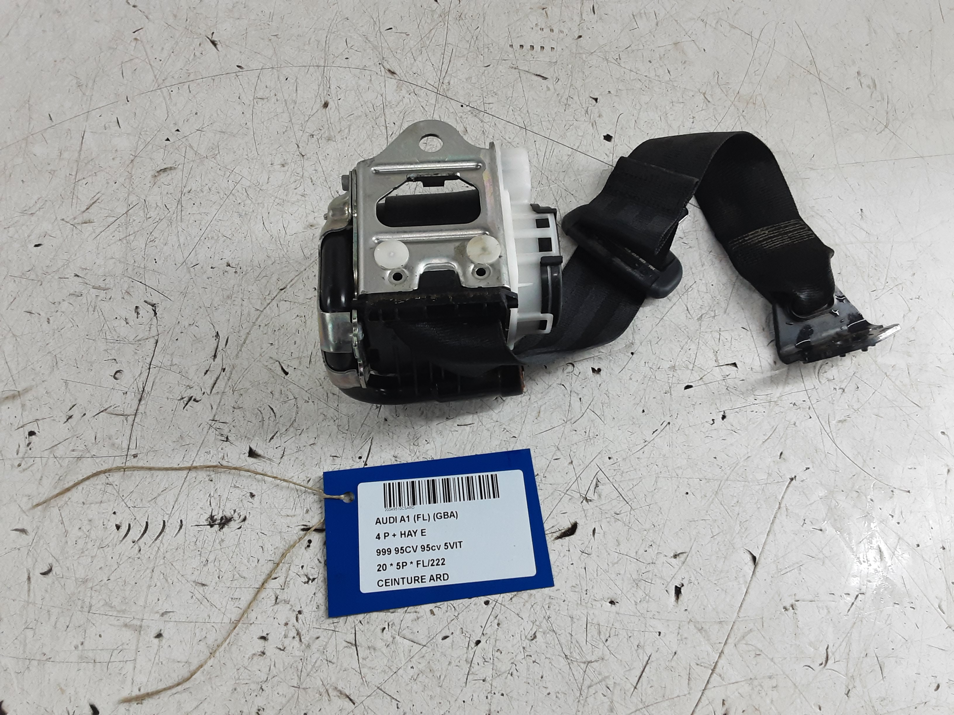 CEINTURE ARRIERE DROITE Audi A1 12/18+