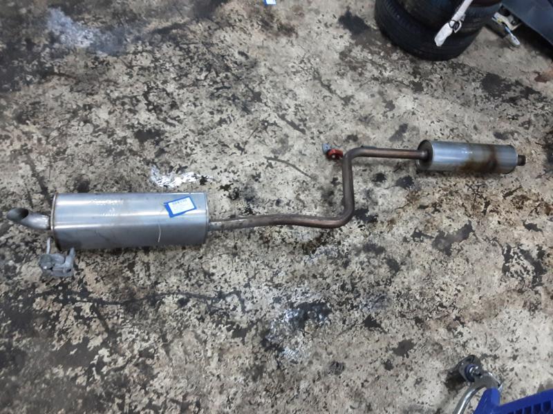 AUSPUFF ENDTOPF Audi A1 12/18+
