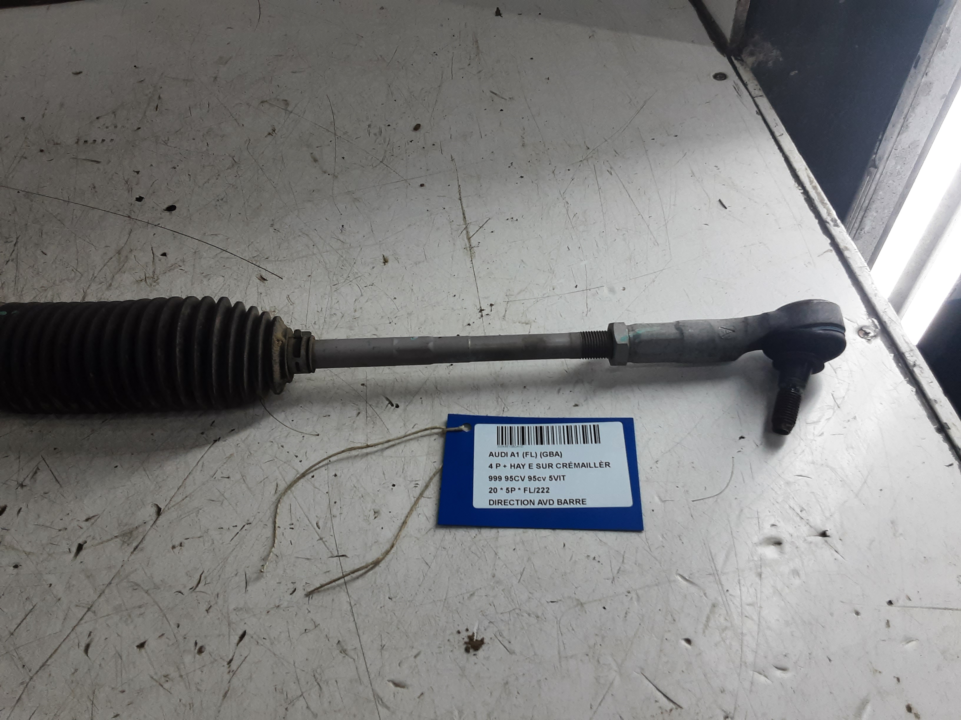 SPOORSTANG LINKS VOOR Audi A1 12/18+
