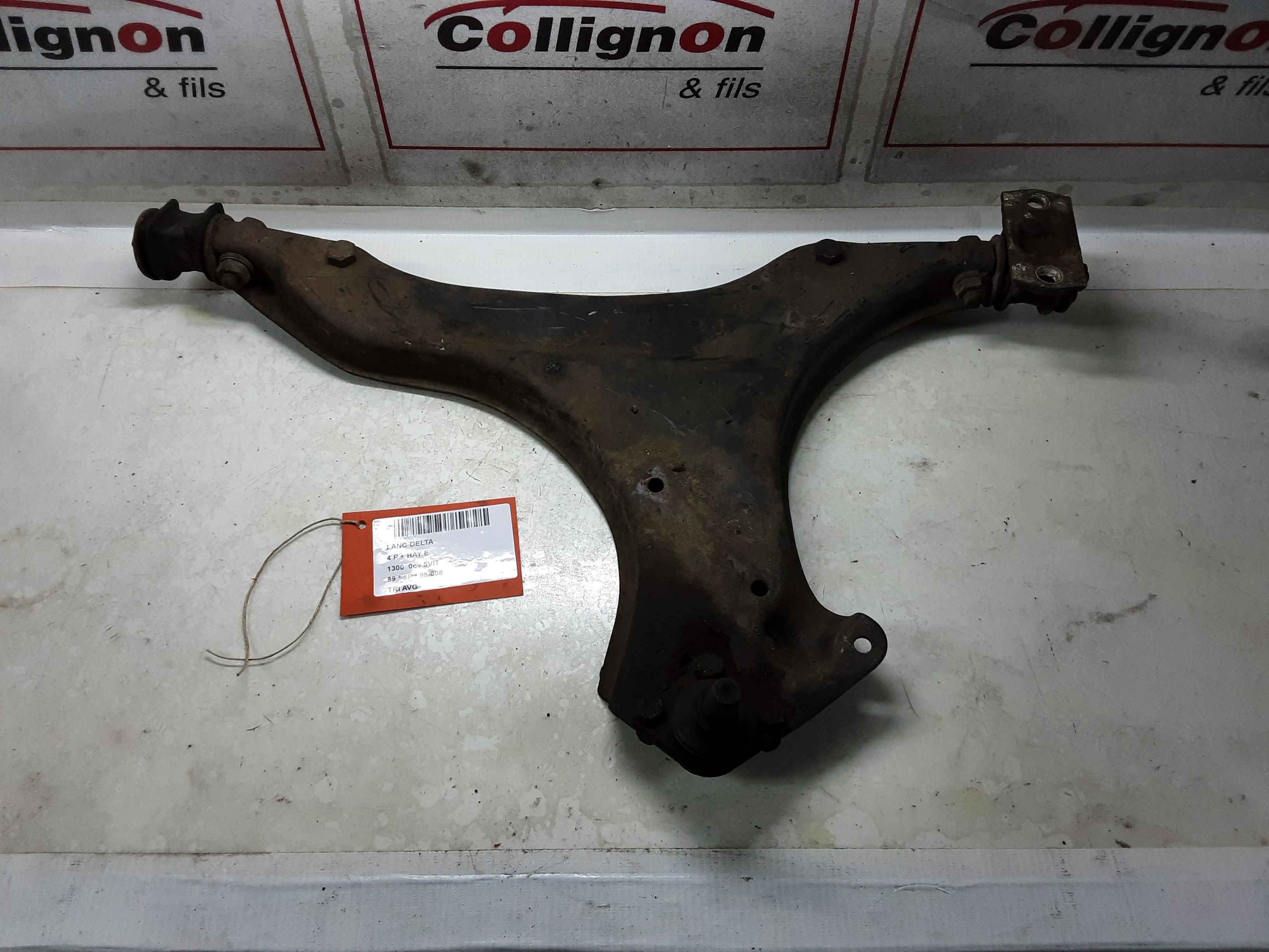 DRAAGARM VOOR LINKS Lancia DELTA 9/93 &gt; 8/99
