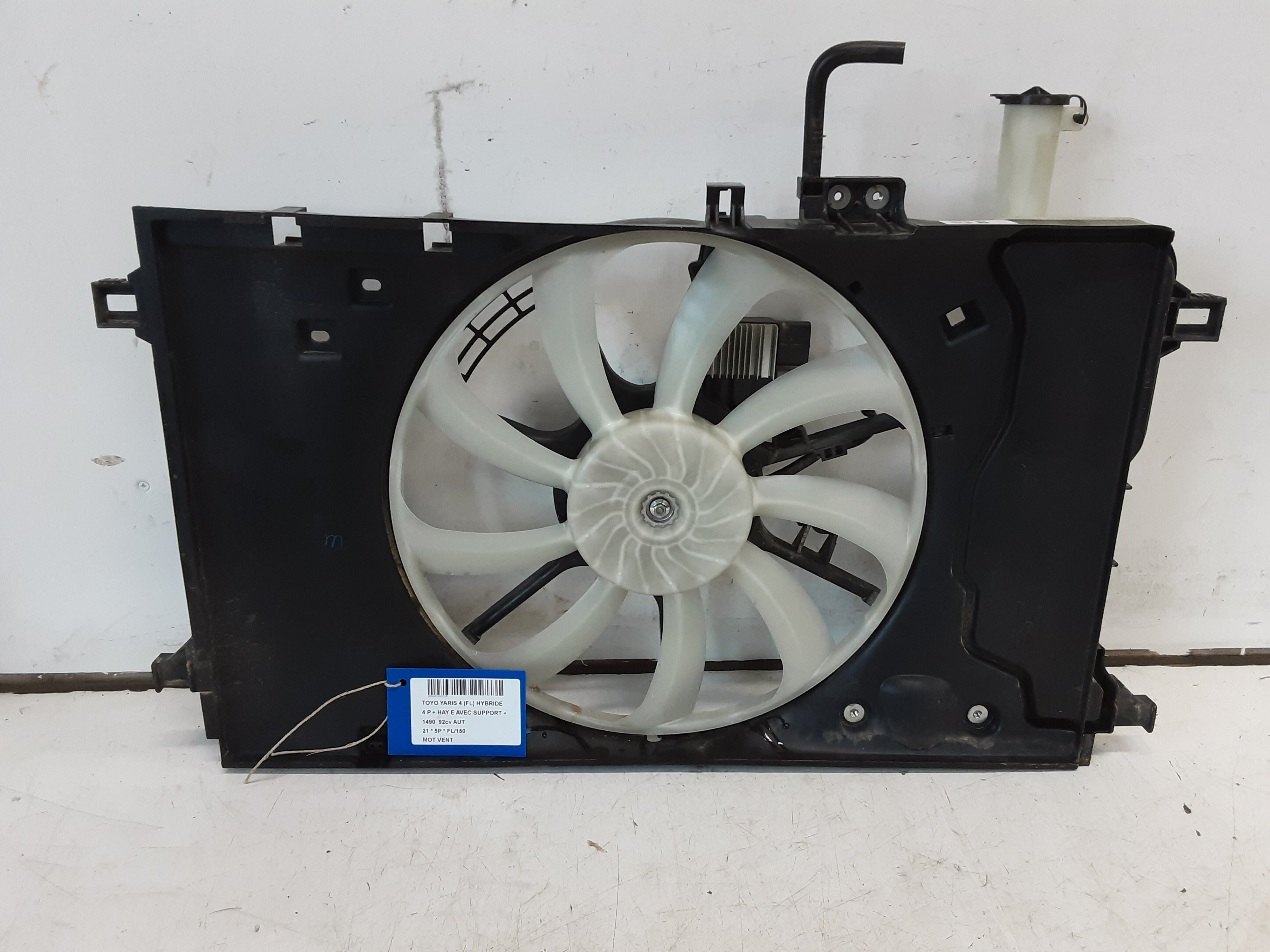 MOTEUR DE VENTILATEUR Toyota YARIS (6) 2/20+